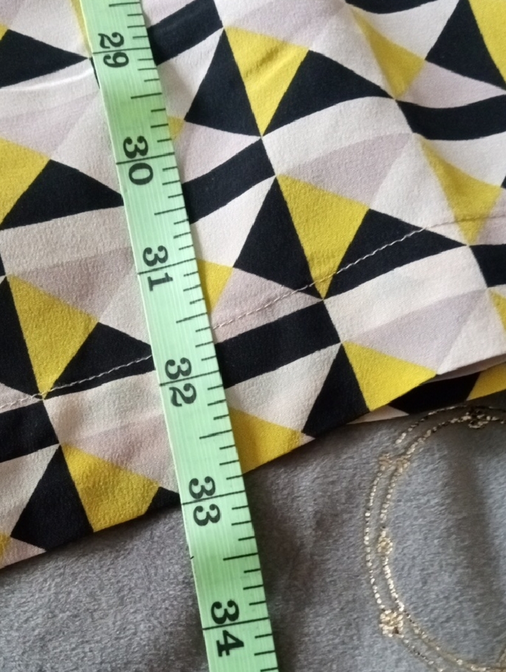Fossil 100% Silk Geometric Mini Dress in Cream, Gray, Black and Yellow Size 2 - Picture 8 of 9